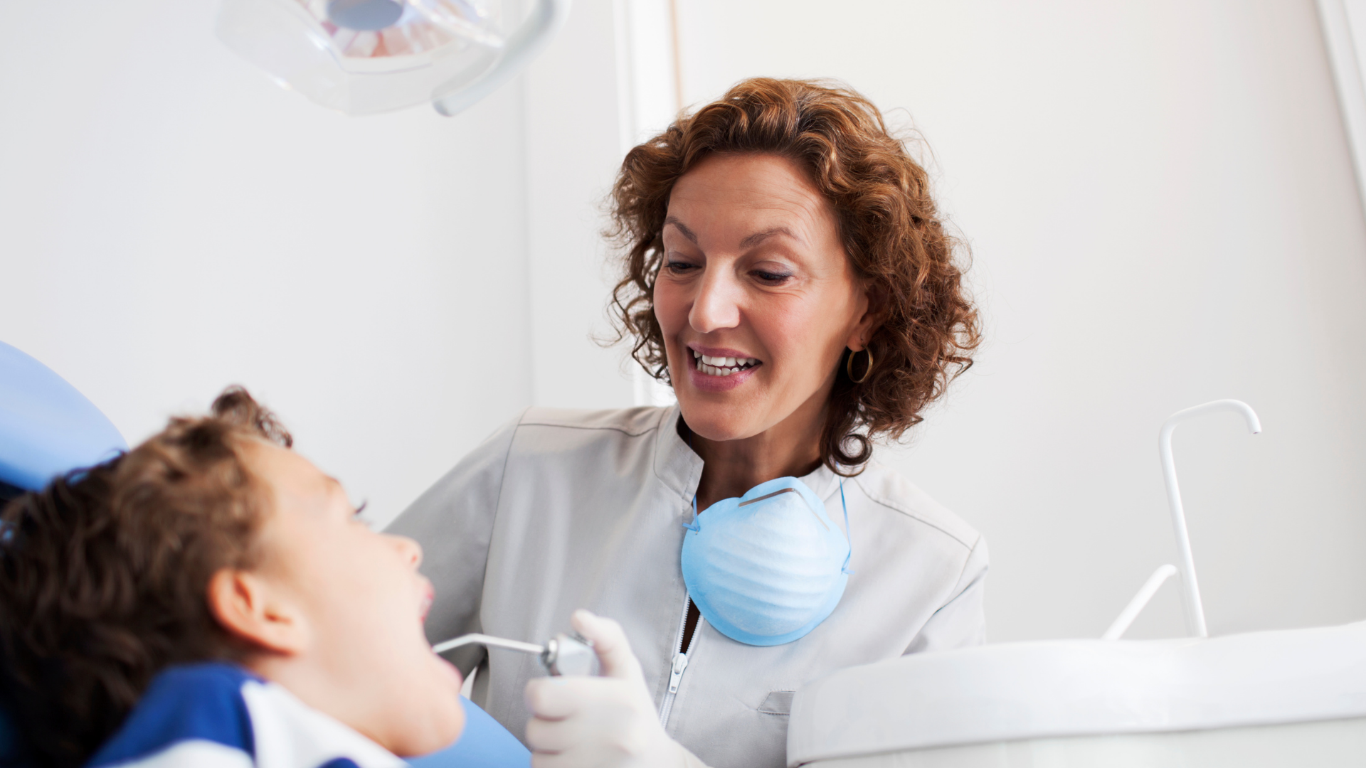 How Much Does A Dental Assistant Earn Uk